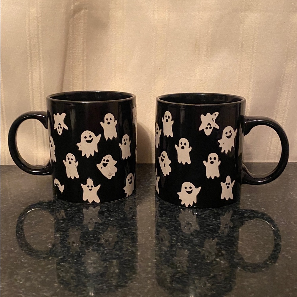 Pair Of Royal Norfolk Ghost Mugs